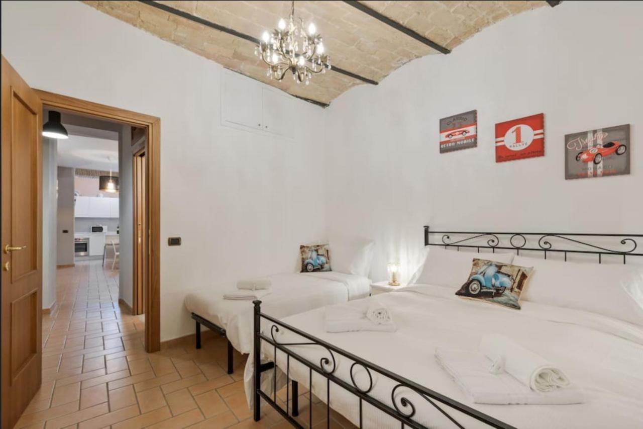 Roma Colosseum Apartment Bagian luar foto