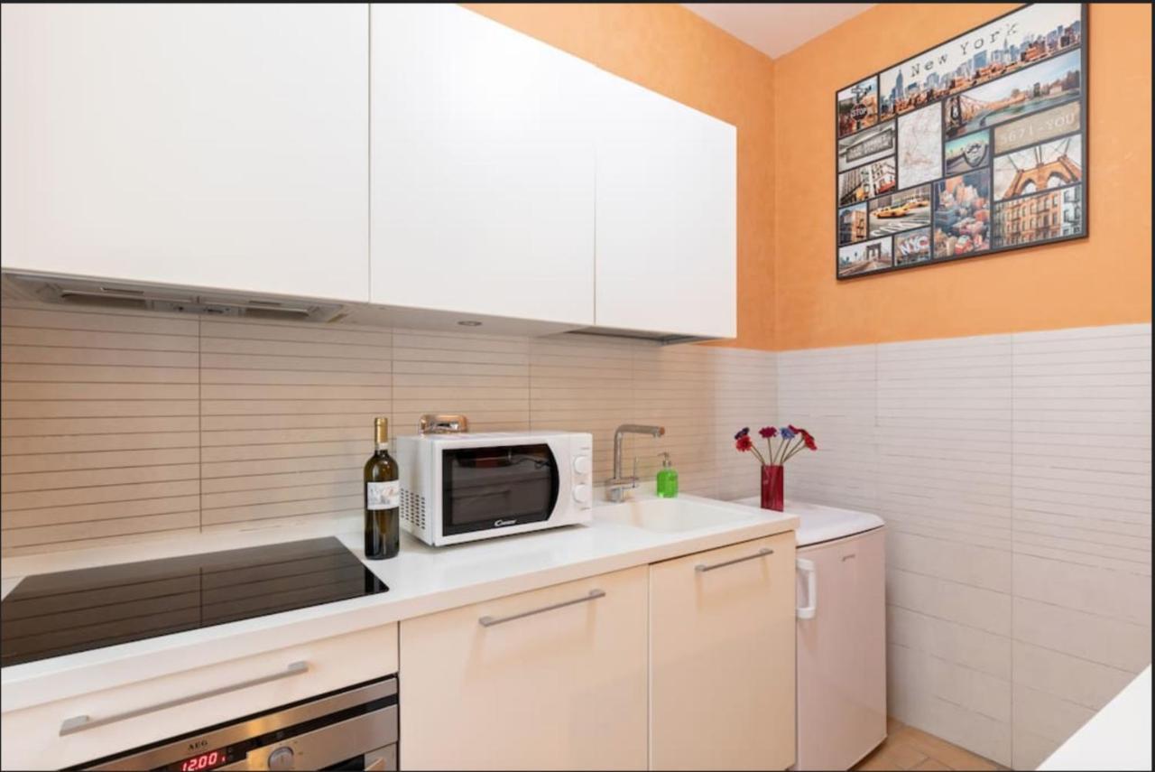 Roma Colosseum Apartment Bagian luar foto