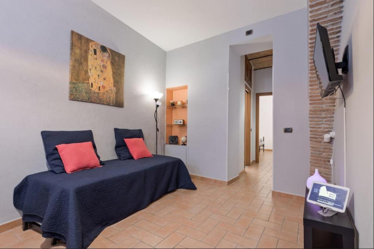 Roma Colosseum Apartment Bagian luar foto