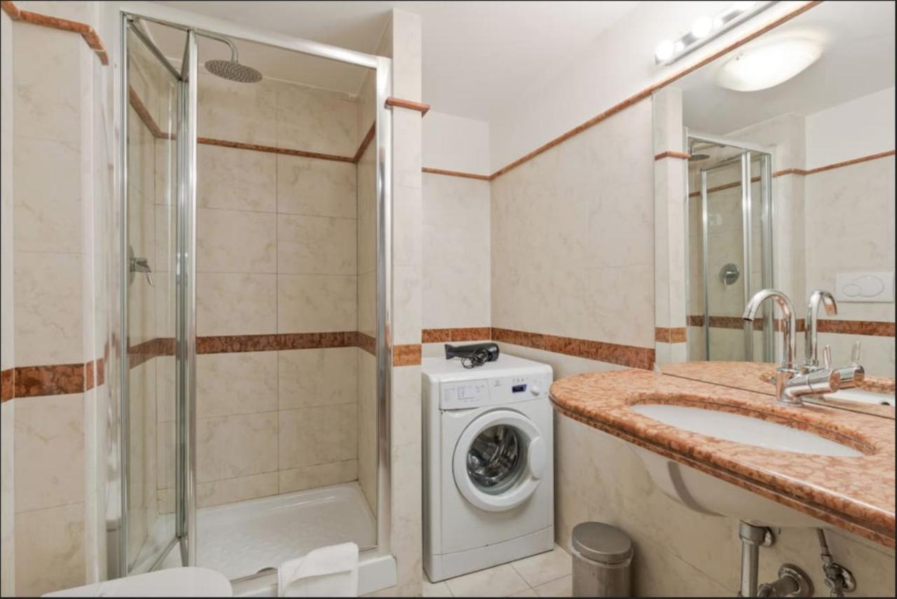 Roma Colosseum Apartment Bagian luar foto